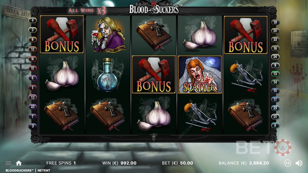 สัญลักษณ์โบนัส 3 อันในตำแหน่งที่ถูกต้องจะทำให้เกิดเกมโบนัสในช่อง Blood Suckers