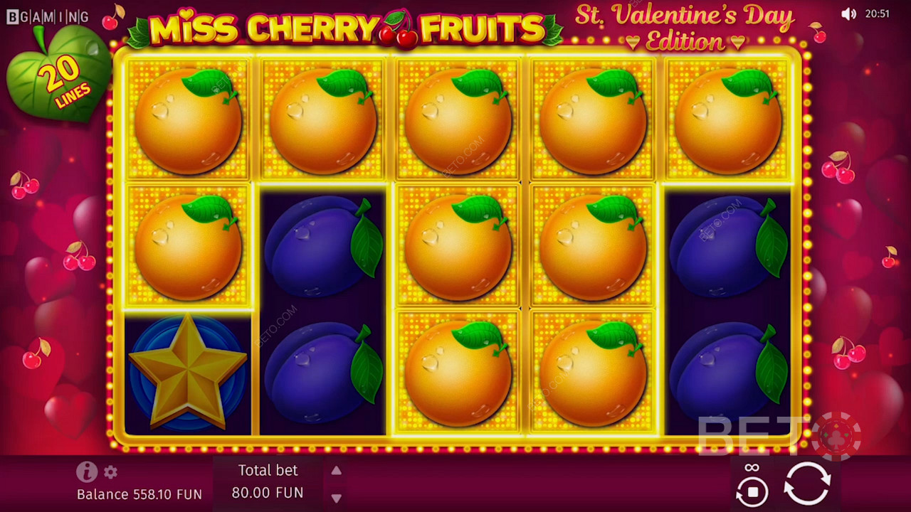 สัญลักษณ์สีส้มมากมายบนสล็อต Miss Cherry Fruits