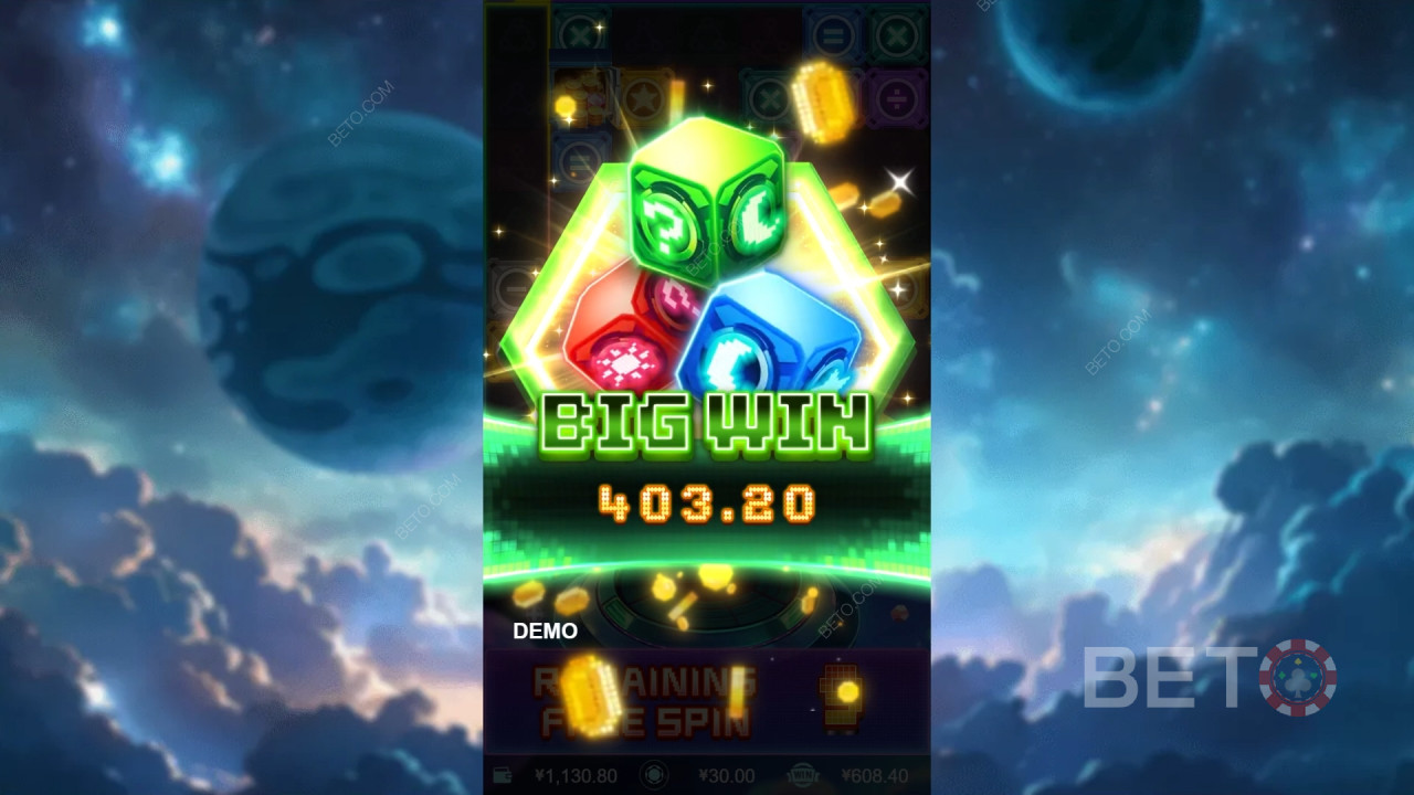 ชนะรางวัล 10,000 เท่าของเงินเดิมพันของคุณในเกมสล็อตวิดีโอ The Cube!